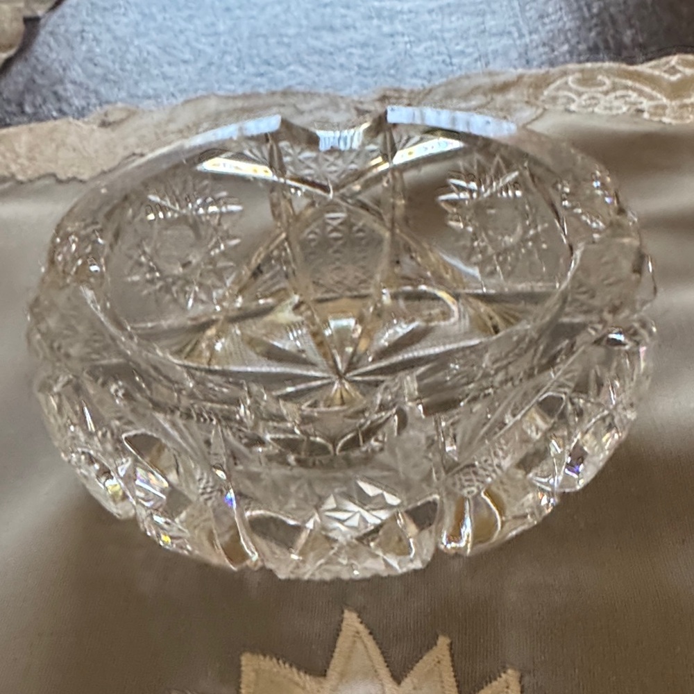 Bohemian Czech Vintage Intricate Clear Crystal Bowl/ Ashtray - Picture 4 of 7